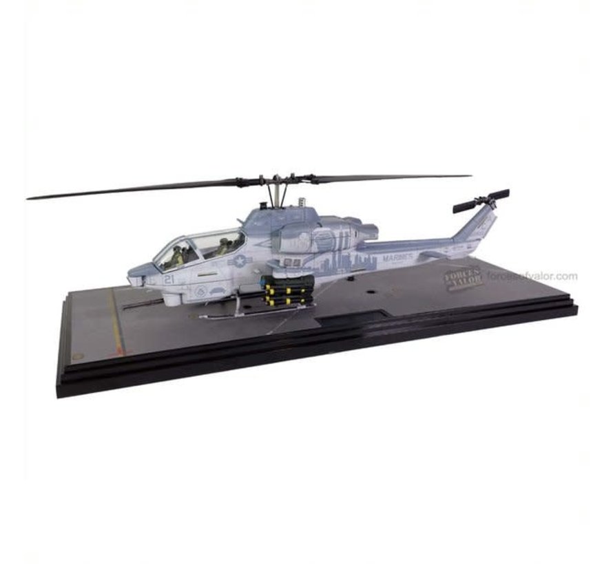 AH1W Super Cobra HMLA-167 AC-21 9-11 Tribute USMC 1:48