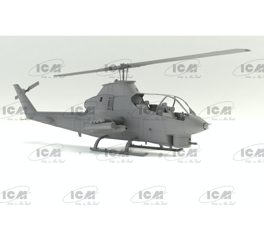 Bell AH-1G Cobra (early production) US Attack Helicopter 1:32