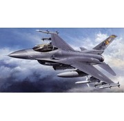 Tamiya F16CJ Fighting Falcon Block 50 1:32