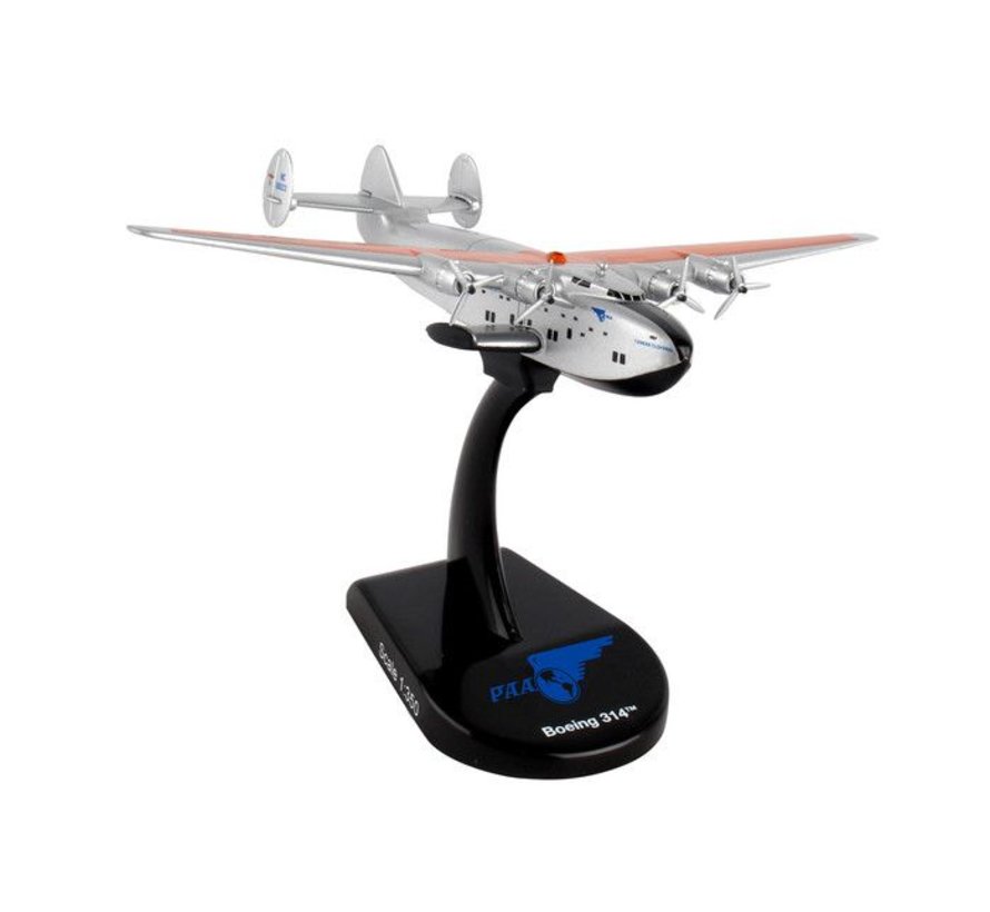 B314 Pan American Yankee Clipper 1:350 with stand