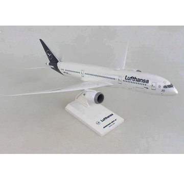 SkyMarks B787-9 Dreamliner Lufthansa 2018 livery 1:200 with stand