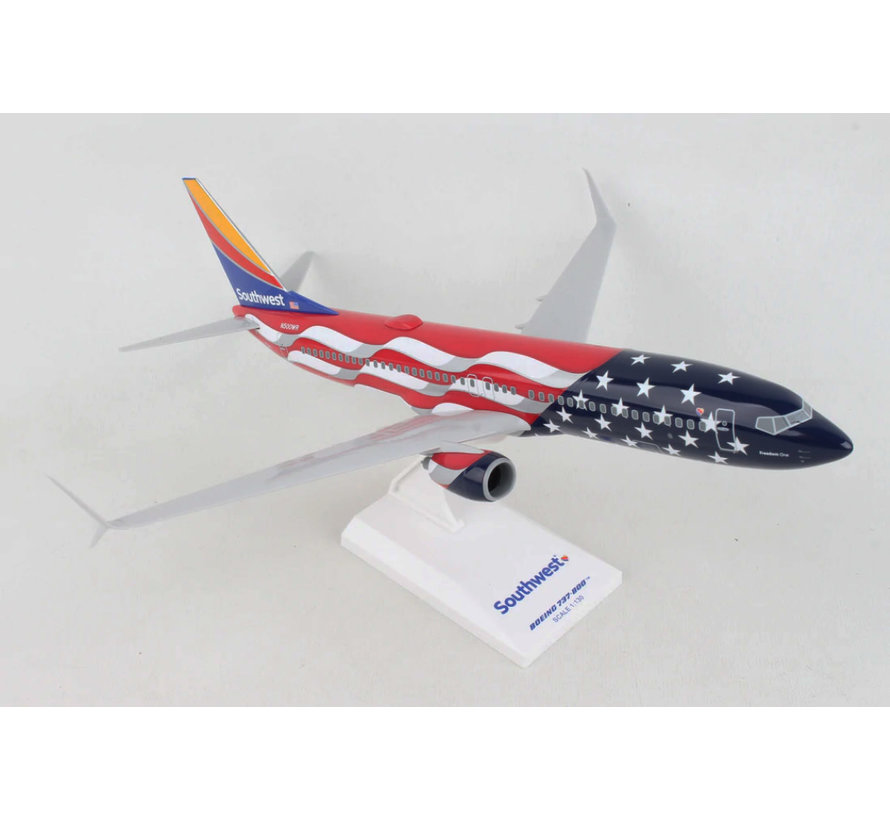 B737-800S Southwest Freedom One old livery 1:130 with stand