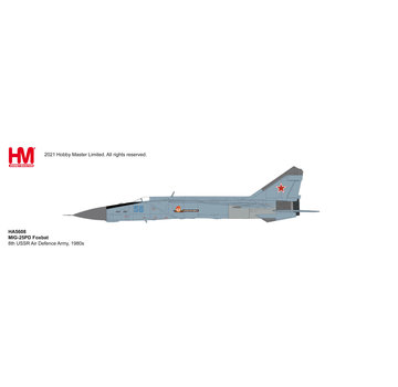 Hobby Master MIG25PD Foxbat 146th GvIAP BLUE56 Soviet AF 1:72 with stand