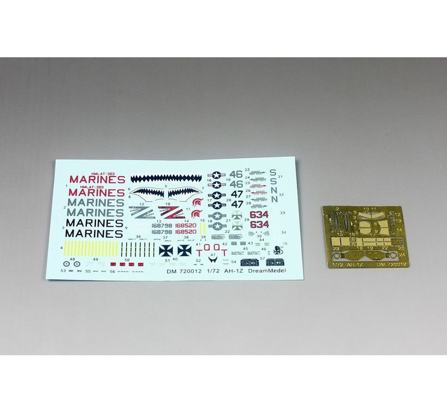 Dream Model Bell AH-1Z 'Viper' USMC Attack Helicopter 1:72