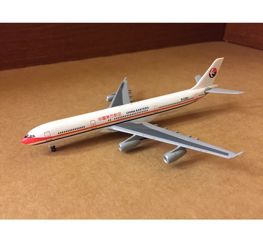 A340-313 China Eastern 1:400**Discontinued**Used