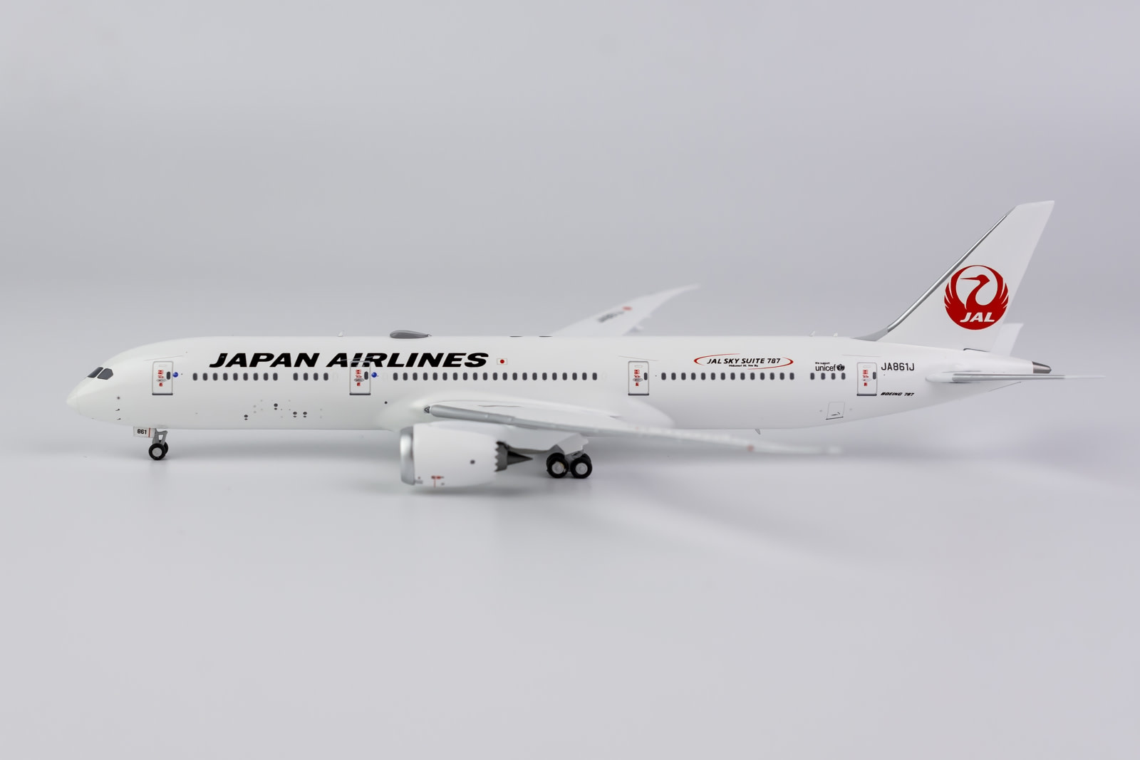 B787-9 Dreamliner JAL SKY SUITE 787 JA861J 1:400