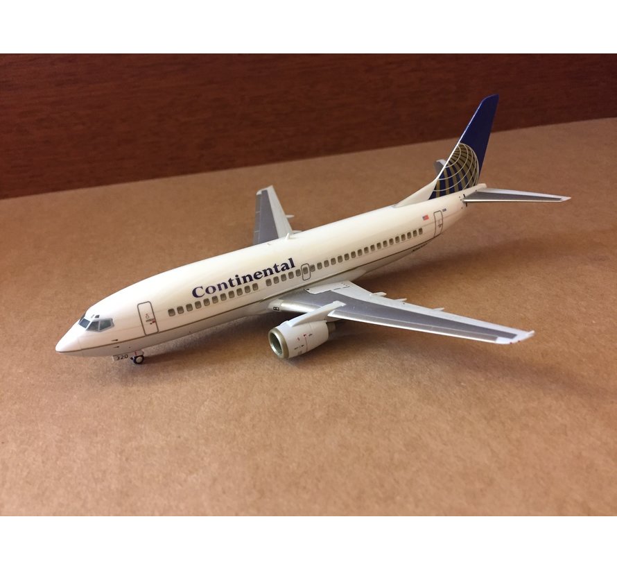 B737-300 Continental N14320 1:200 Premium *Collection Sale