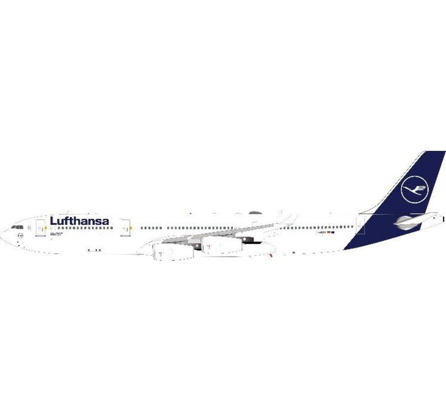 A340-300 Lufthansa 2018 livery D-AIGU 1:200 with stand