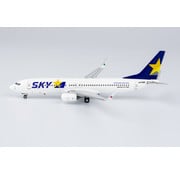 NG Models B737-800W Skymark Airlines JA73NM 1:400