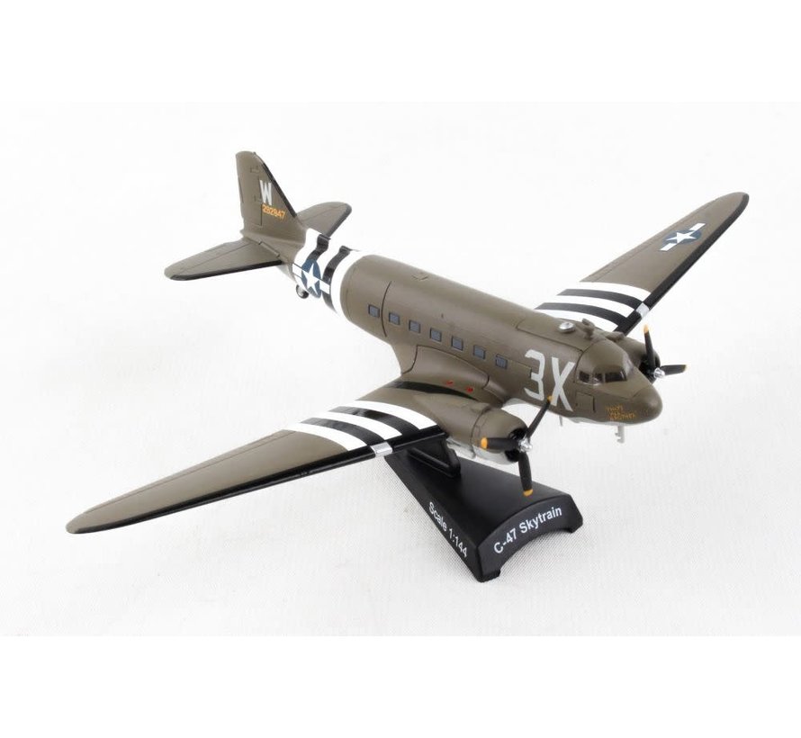 C47 Skytrain USAAF That's All Brother 3X-W D-Day 1:144 with stand