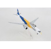 Herpa ERJ195-E2 Embraer House Profit Hunter Golden Eagle 1:200 with stand