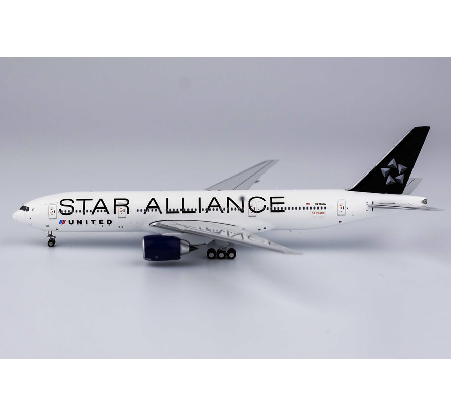 B777-200ER United Airlines Star Alliance N218UA 1:400 blue engines