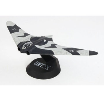 Luft-X Horten HO229 gray livery Luftwaffe  1:72 scale resin model with stand