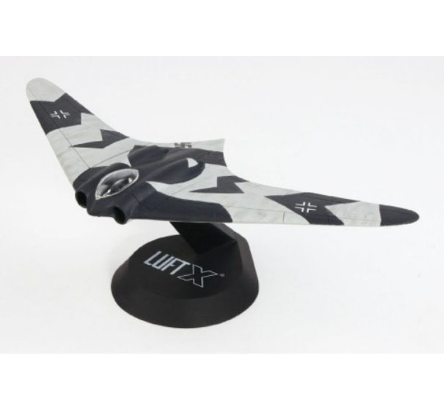 Horten HO229 gray livery Luftwaffe  1:72 scale resin model with stand