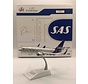 B737-700W SAS Scandinavian 2019 livery SE-RJX 1:200 flaps down with stand