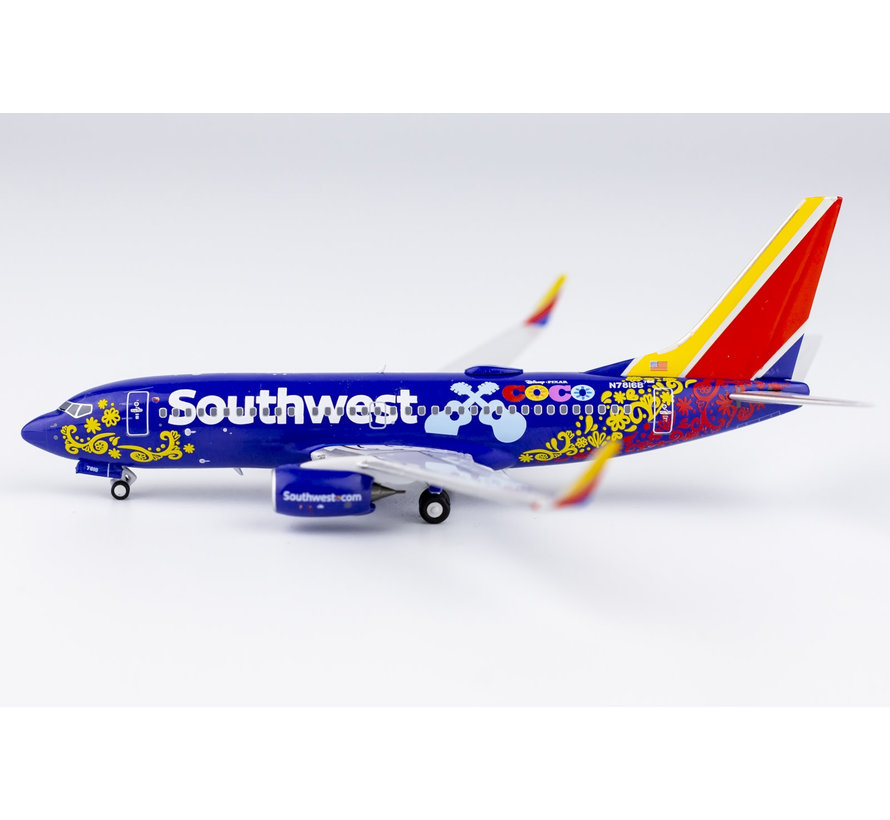 B737-700W Southwest Airlines Pixar Coco N7816B 1:400