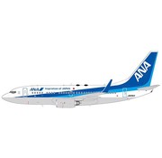 JC Wings B737-700 ANA JA03AN 1:200 with stand