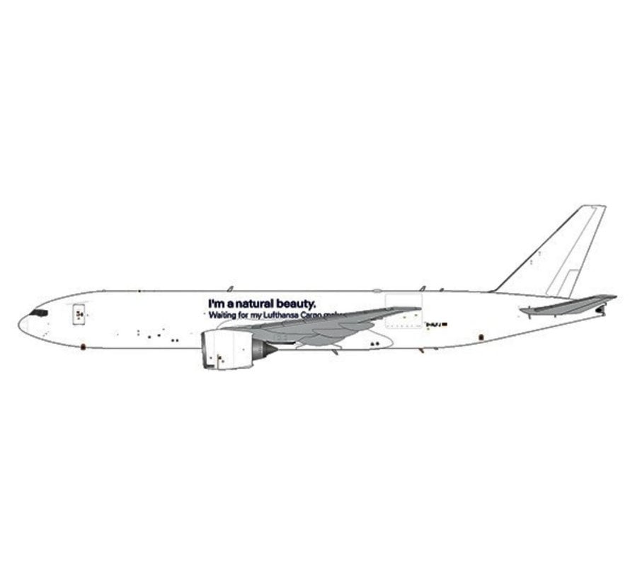 B777F Lufthansa Cargo Natural Beauty white livery D-ALFJ 1:200 Interactive