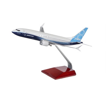 Hogan B737-8 MAX Boeing House Colours 1:200 with wood stand & Gear Snapfit