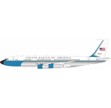 InFlight VC137A (B707-153A) US Air Force 58-6971 1:200 polished with stand
