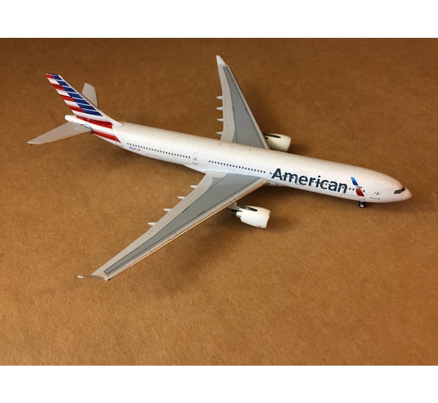 Aeroclassics A330-300 American N277AY 2013 livery 1:400**Used**