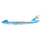 VC25A (B747-200) Air Force One US Air Force 82-8000 1:200 with stand