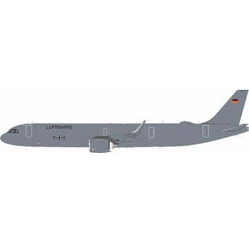 InFlight A321neo Luftwaffe German Air Force 15+11 grey 1:200 with stand +preorder+