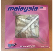 JC Wings A330-200 MALAYSIA 9M-MKX 1:400  *Collection Sale
