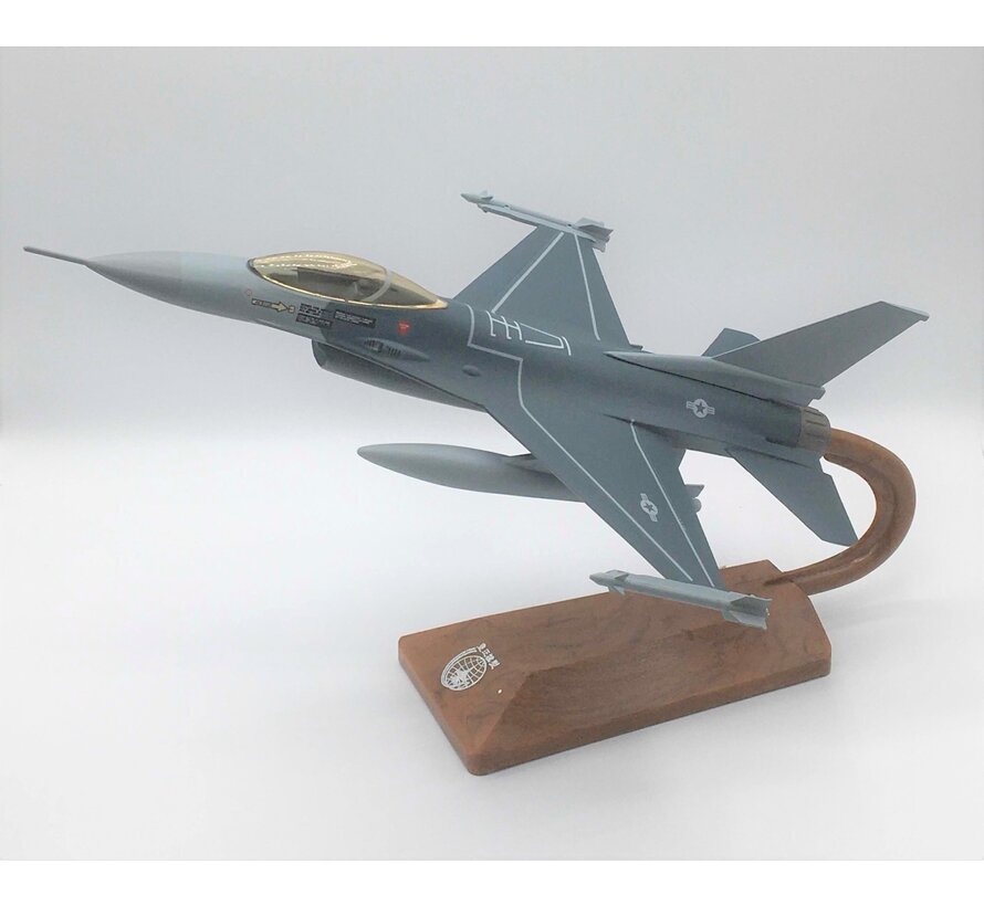 F16 Fighting Falcon USAF grey display model 1:48 with stand