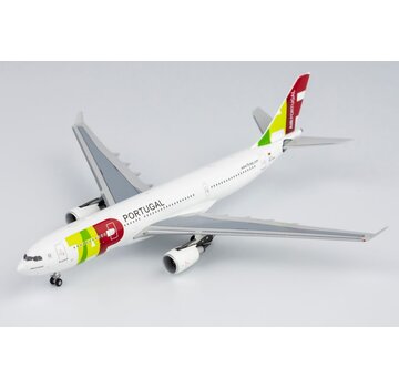 NG Models A330-200 TAP Air Portugal CS-TOO 1:400 (officially licensed by TAP)