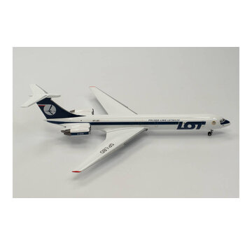 Herpa IL62M LOT Polish Airlines 1:200 with stand (diecast metal)