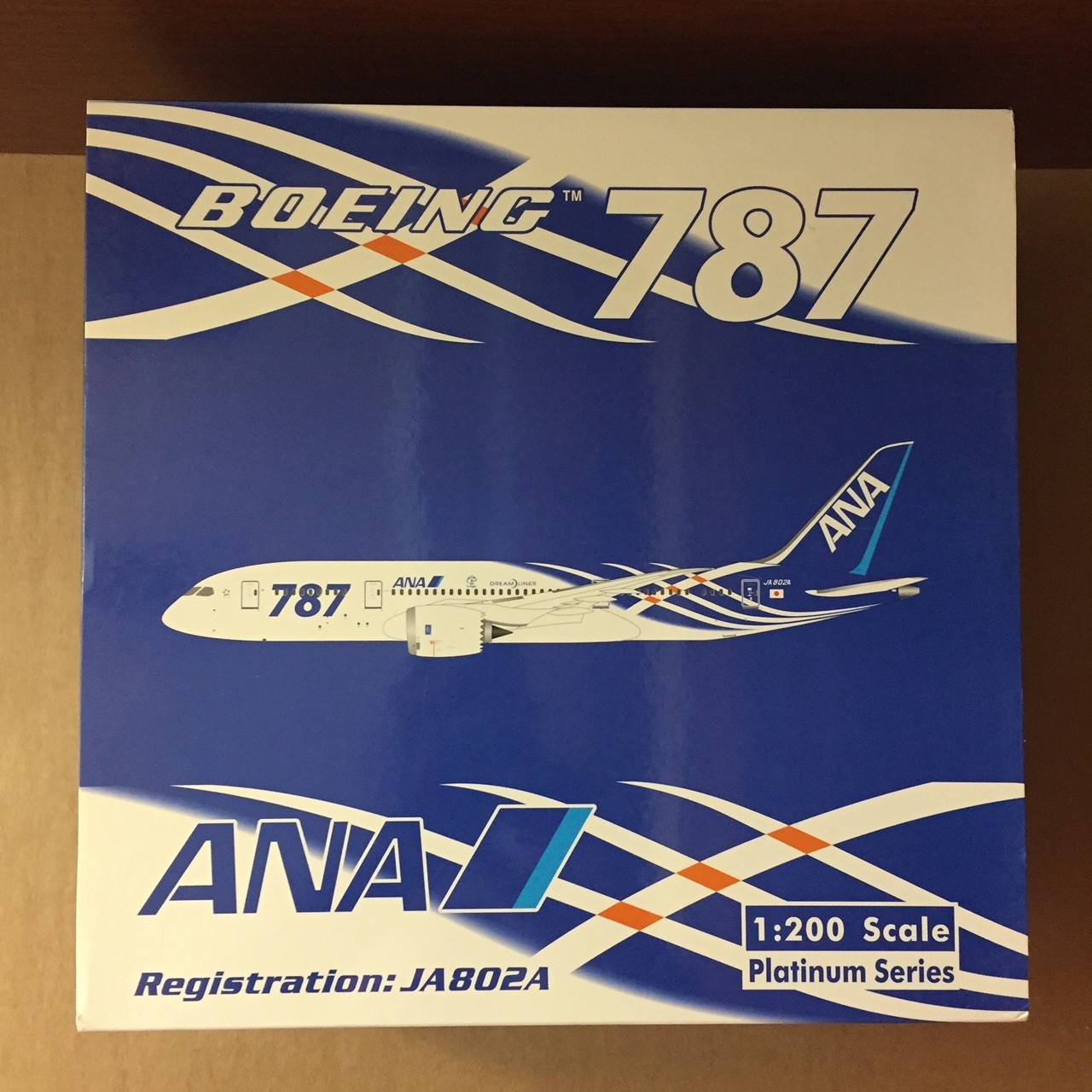 Phoenix 1/200 ANA B787-8 JA802A-