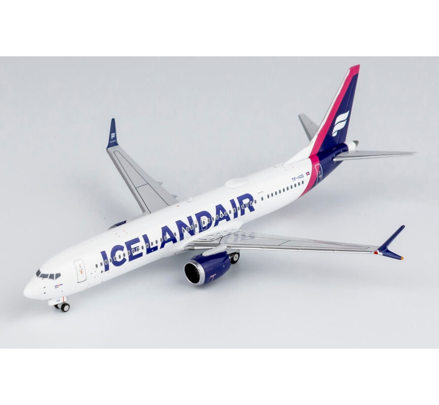 B737-9 MAX 9 Icelandair magenta fin Baula TF-ICD 1:400