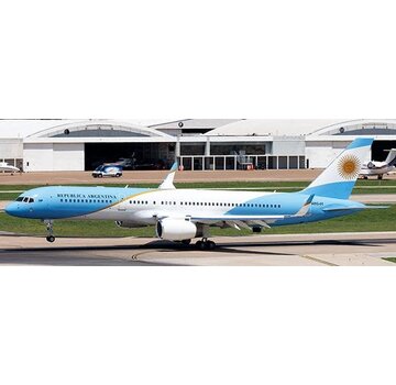 JC Wings B757-200W Republica Argentina Air Force new livery ARG-01 1:400 +preorder+