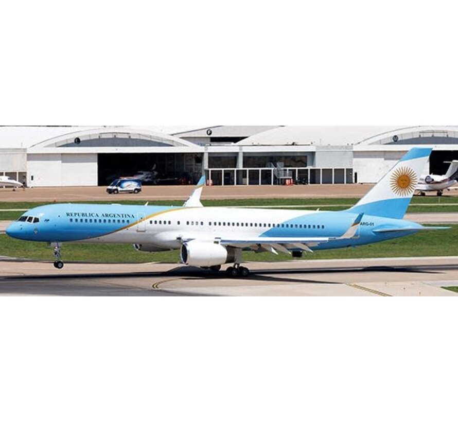 B757-200W Republica Argentina Air Force new livery ARG-01 1:200 +preorder+