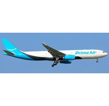 JC Wings A330-300P2F Amazon Prime Air N4621K 1:200 with stand +preorder+