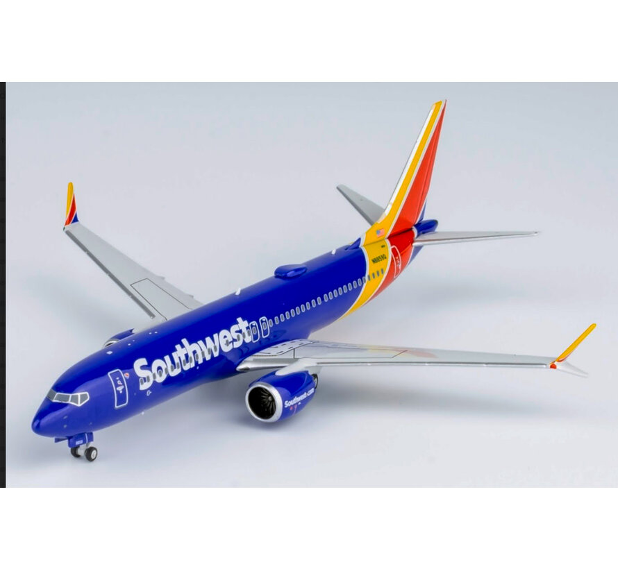 B737-8 MAX Southwest Airlines heart livery N8859Q 1:400