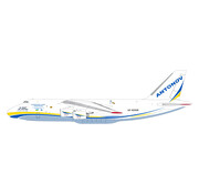 Gemini Jets An124-100M Antonov Airlines current livery UR-82088 1:200 with stand