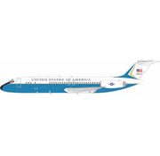 InFlight C9A Nightingale (DC-9-32CF) US Air Force (US of A markings) 1:200 with stand +preorder+