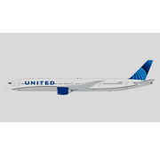 Gemini Jets B777-300ER United Airlines N2352U  flaps down 1:200