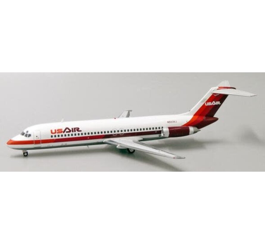 DC9-30 US Air maroon white livery N933VJ 1:200 with stand