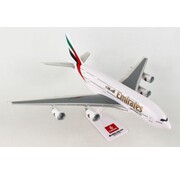 Skymarks Lite A380-800 Emirates 1:250 with stand
