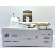 JC Wings B777-200LR Etihad Airways A6-LRB 1:200 flaps down with Aviationtag