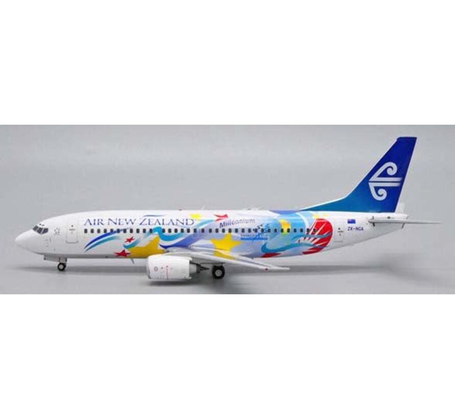 B737-300 Air New Zealand Millennium ZK-NGA 1:200 with stand