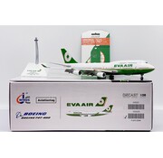 JC Wings B747-400 EVA Air B-16411 1:200 flaps down (with limited edition Aviationtag)