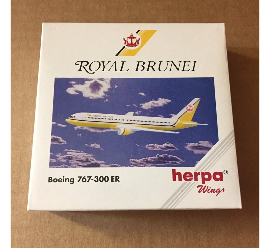 B767-300ER Royal Brunei 1:500**Discontinued**
