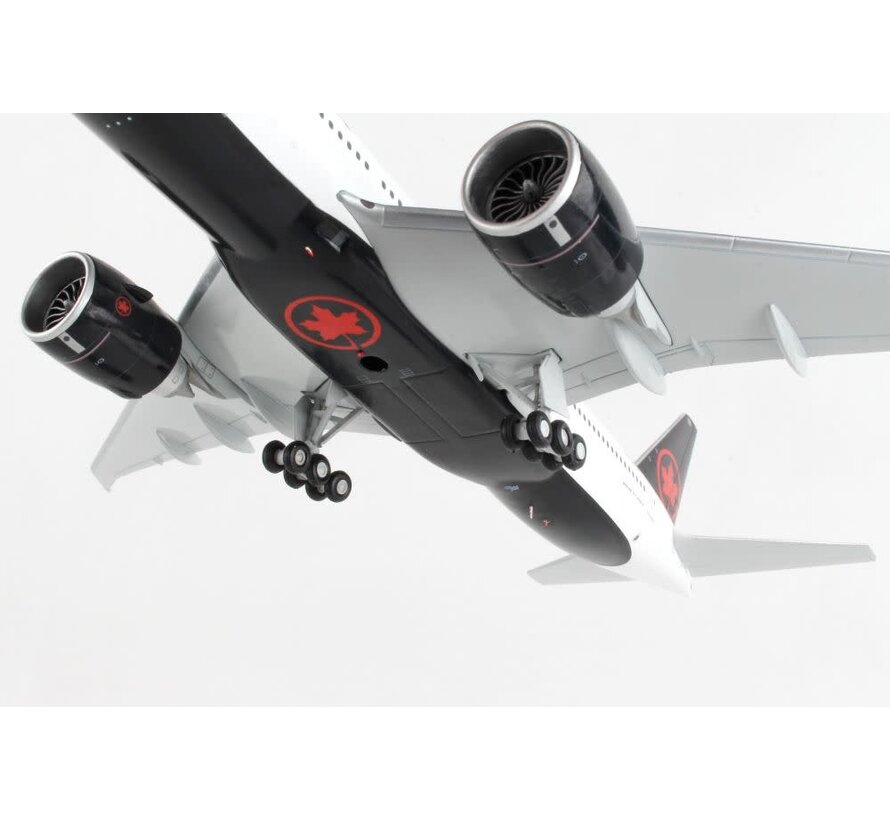 B777-200LR Air Canada 2017 Livery C-FNND 1:200 with stand