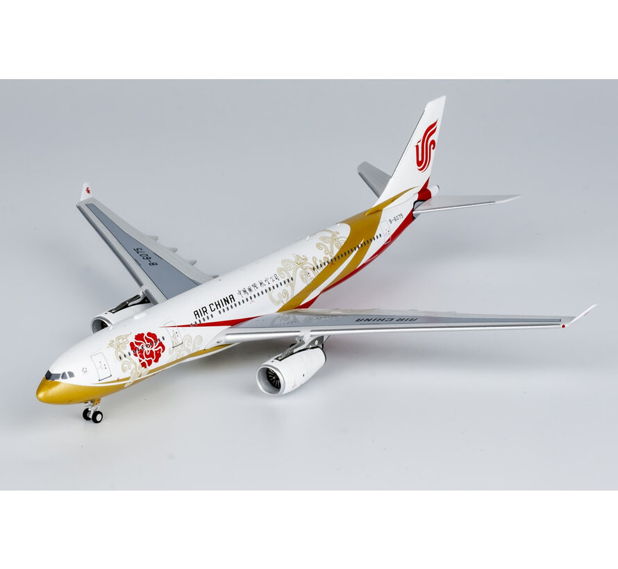 A330-200 Air China Forbidden Pavilion livery B-6075 1:400 Ultimate Collection