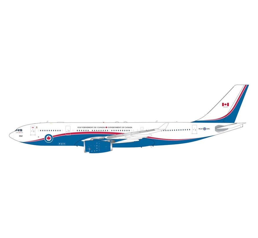 CC330 Husky (A330-200) RCAF 330002 VIP  1:200 with stand G2