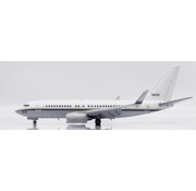 JC Wings C40A Clipper (B737-700 BBJ) US Navy 165835 1:200 flaps down with stand +pre-order+